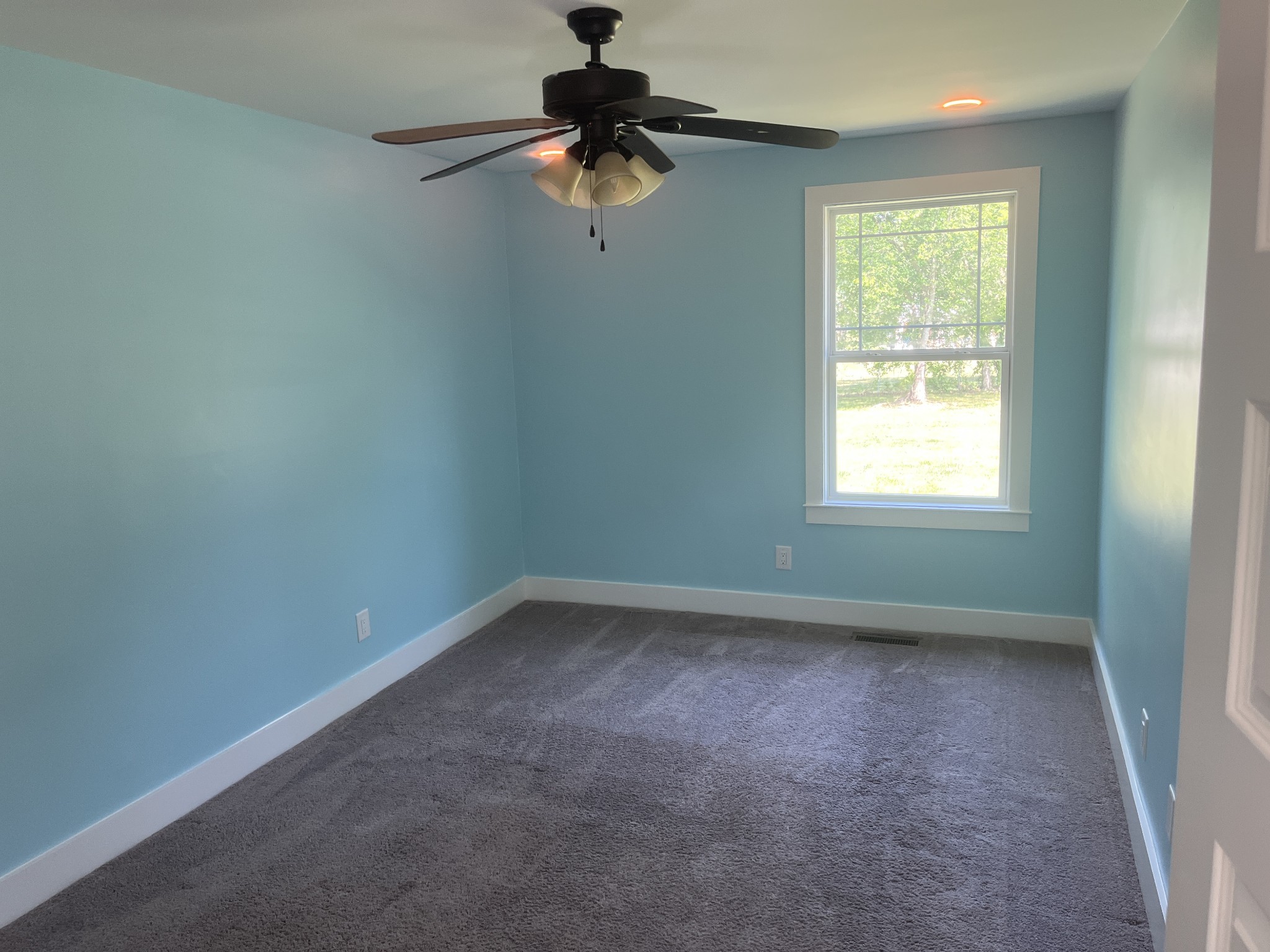 5833 Seminary Rd