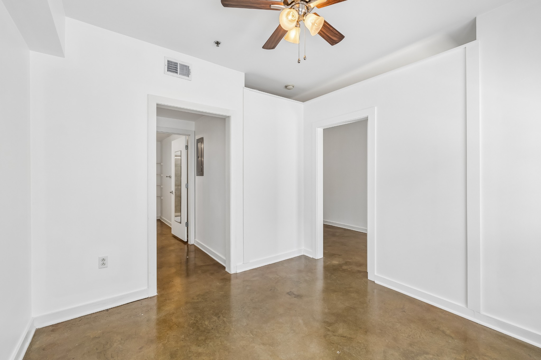 1803 Broadway Unit: 318