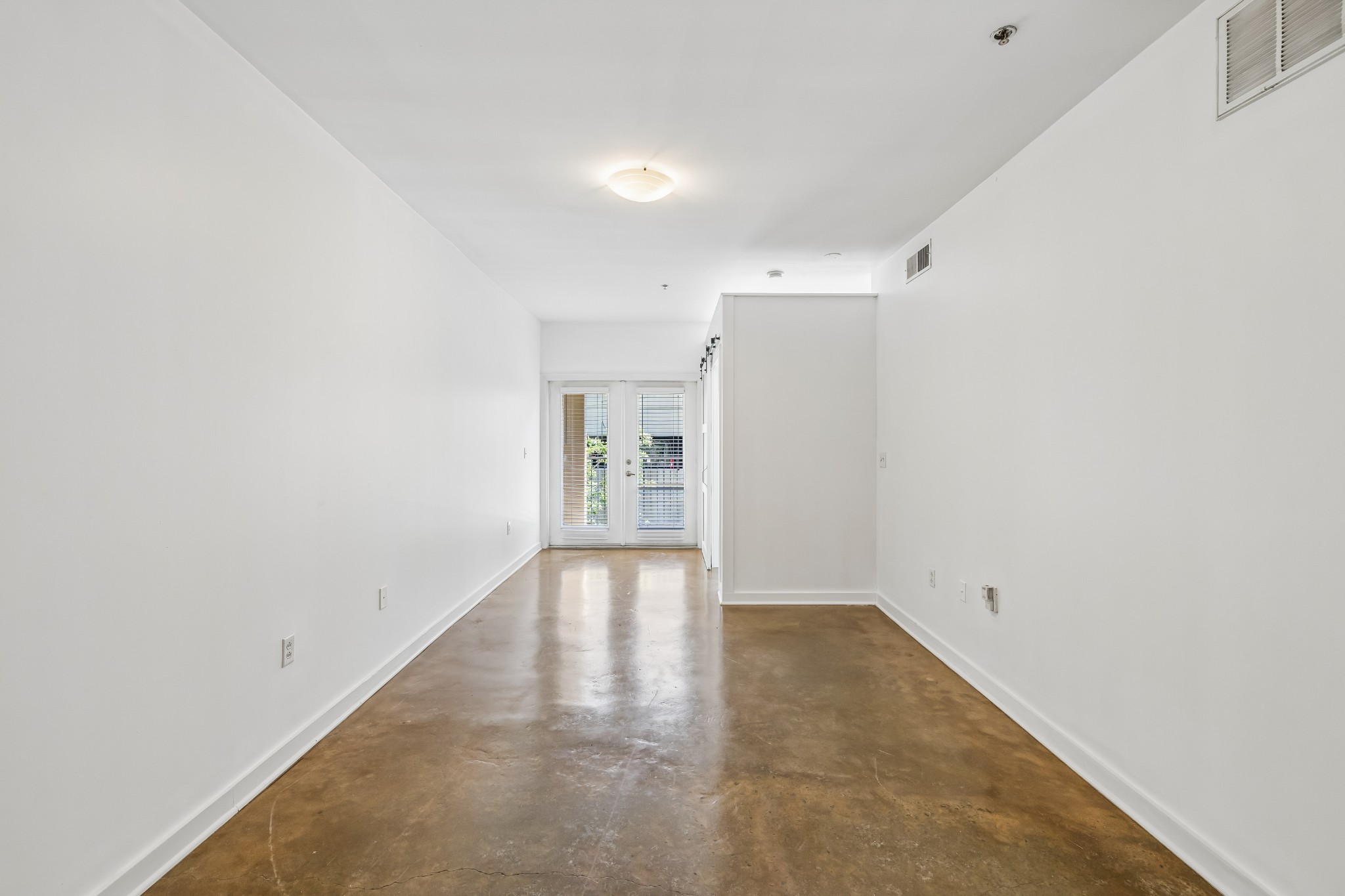 1803 Broadway Unit: 318