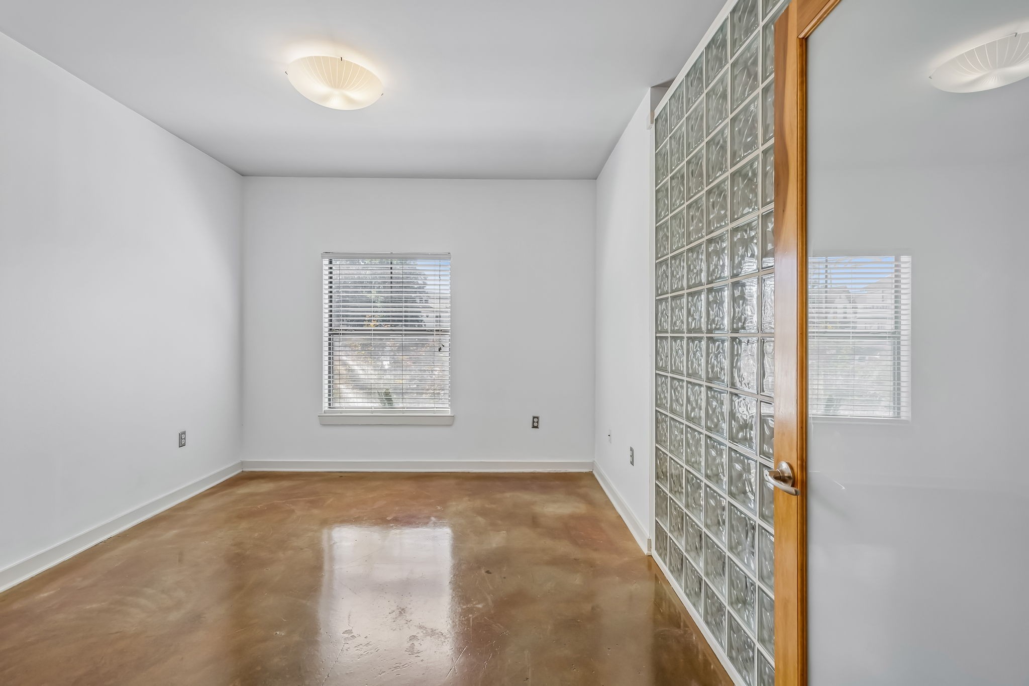 1803 Broadway Unit: 226