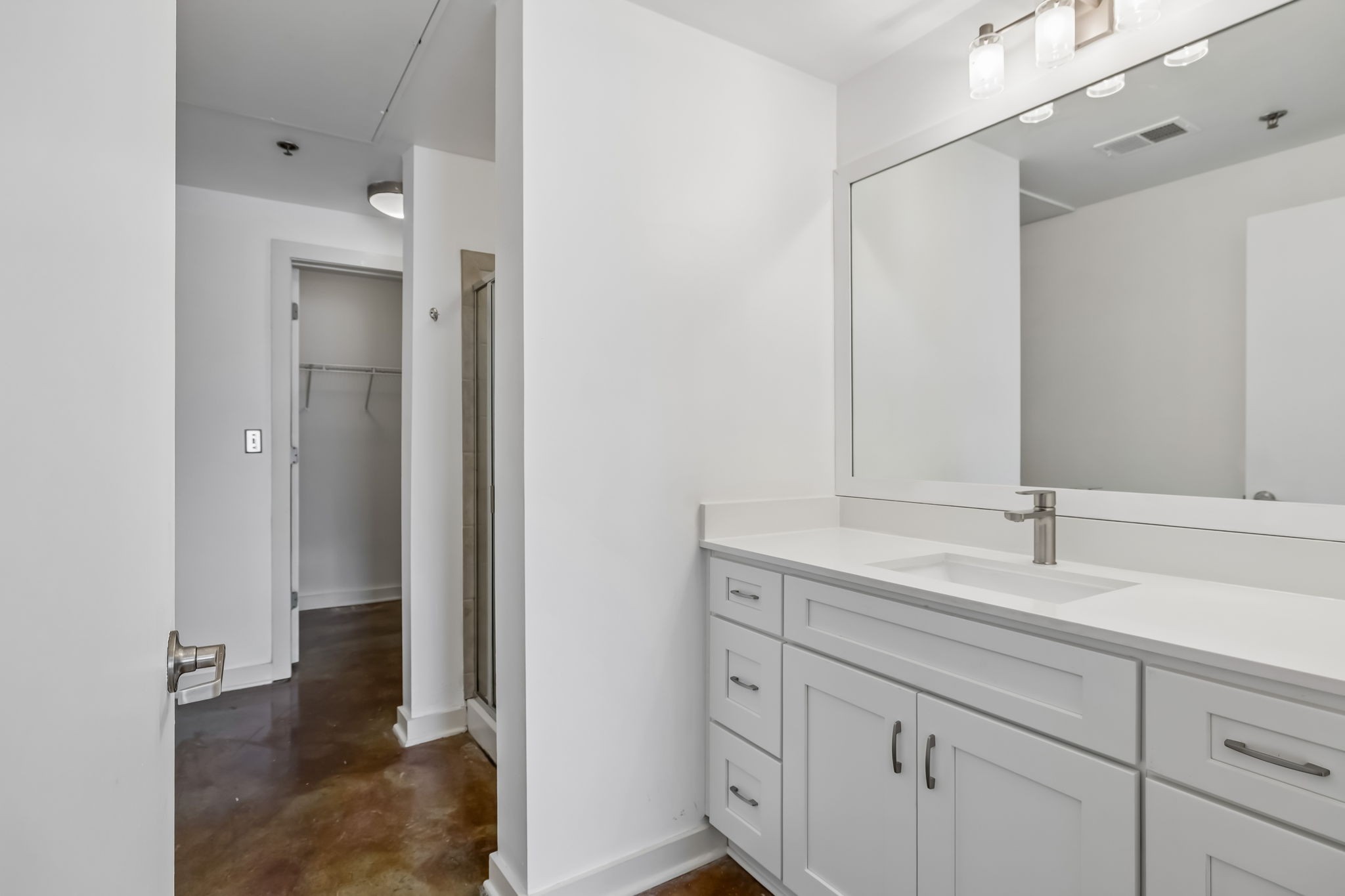 1803 Broadway Unit: 226