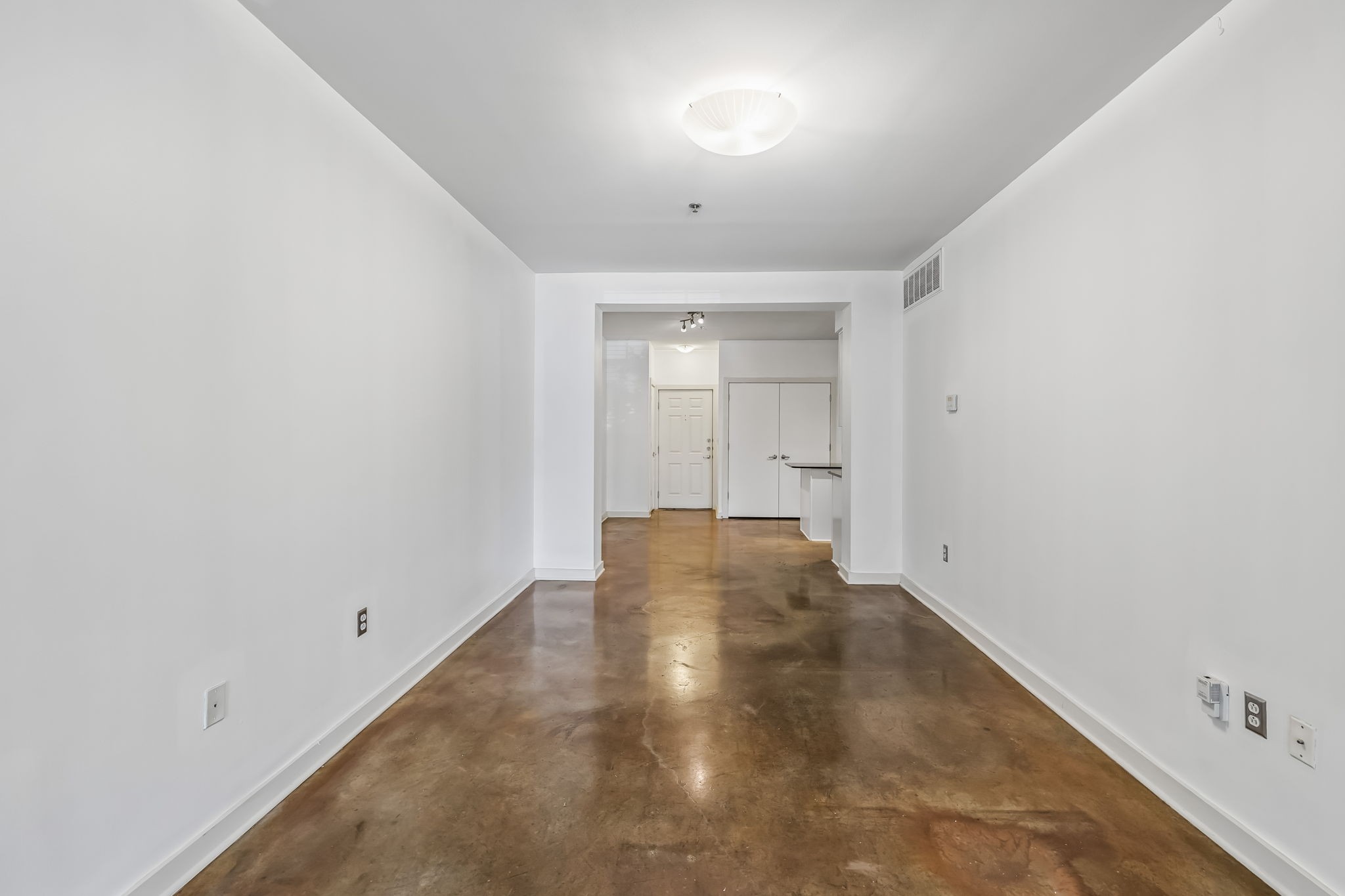 1803 Broadway Unit: 226