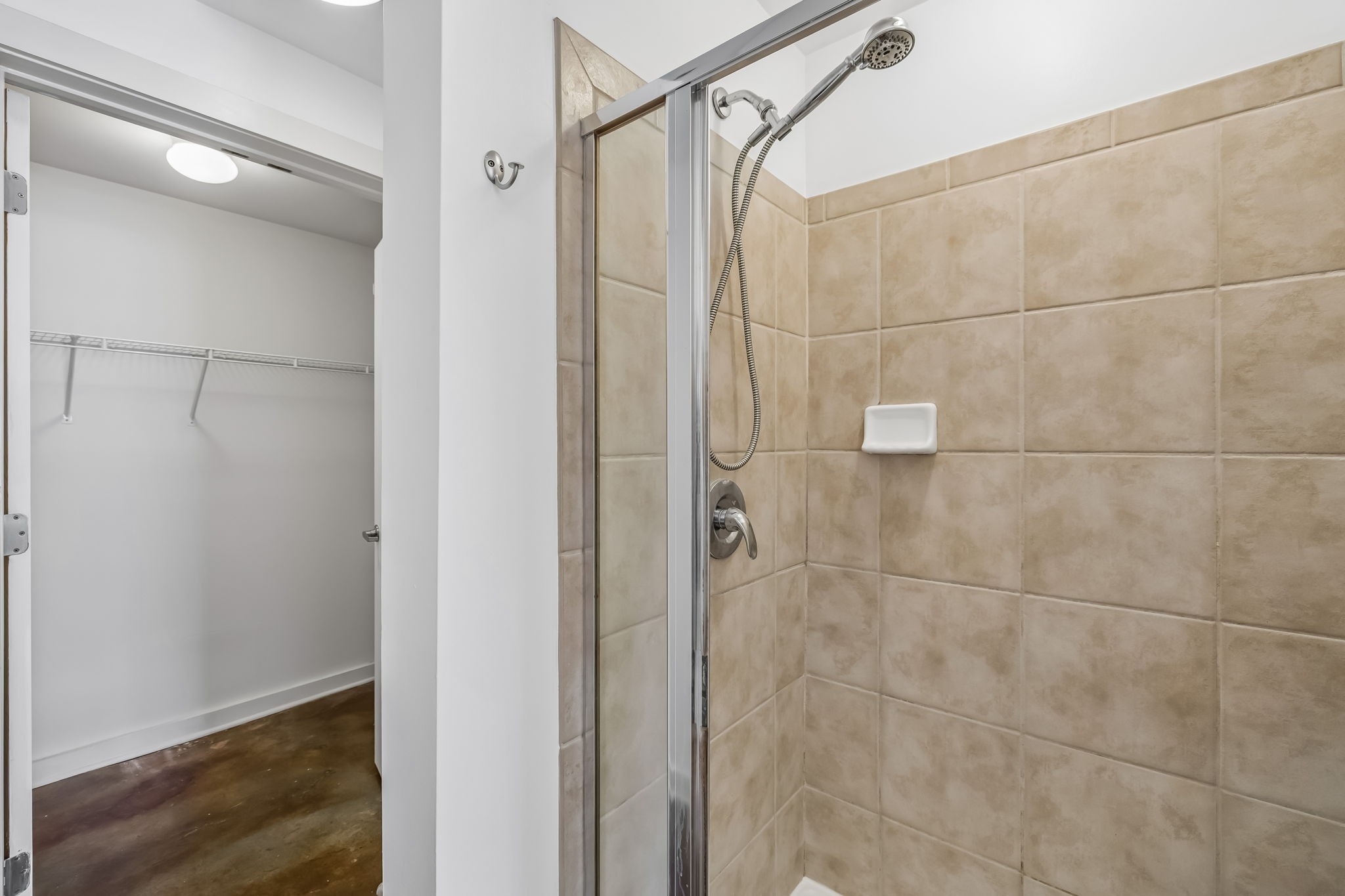 1803 Broadway Unit: 226