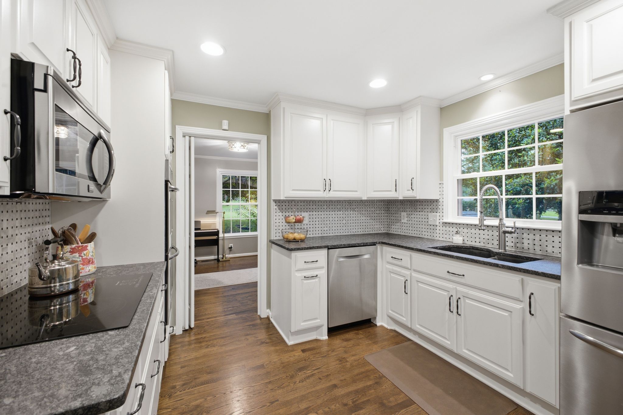1307 Haber Dr