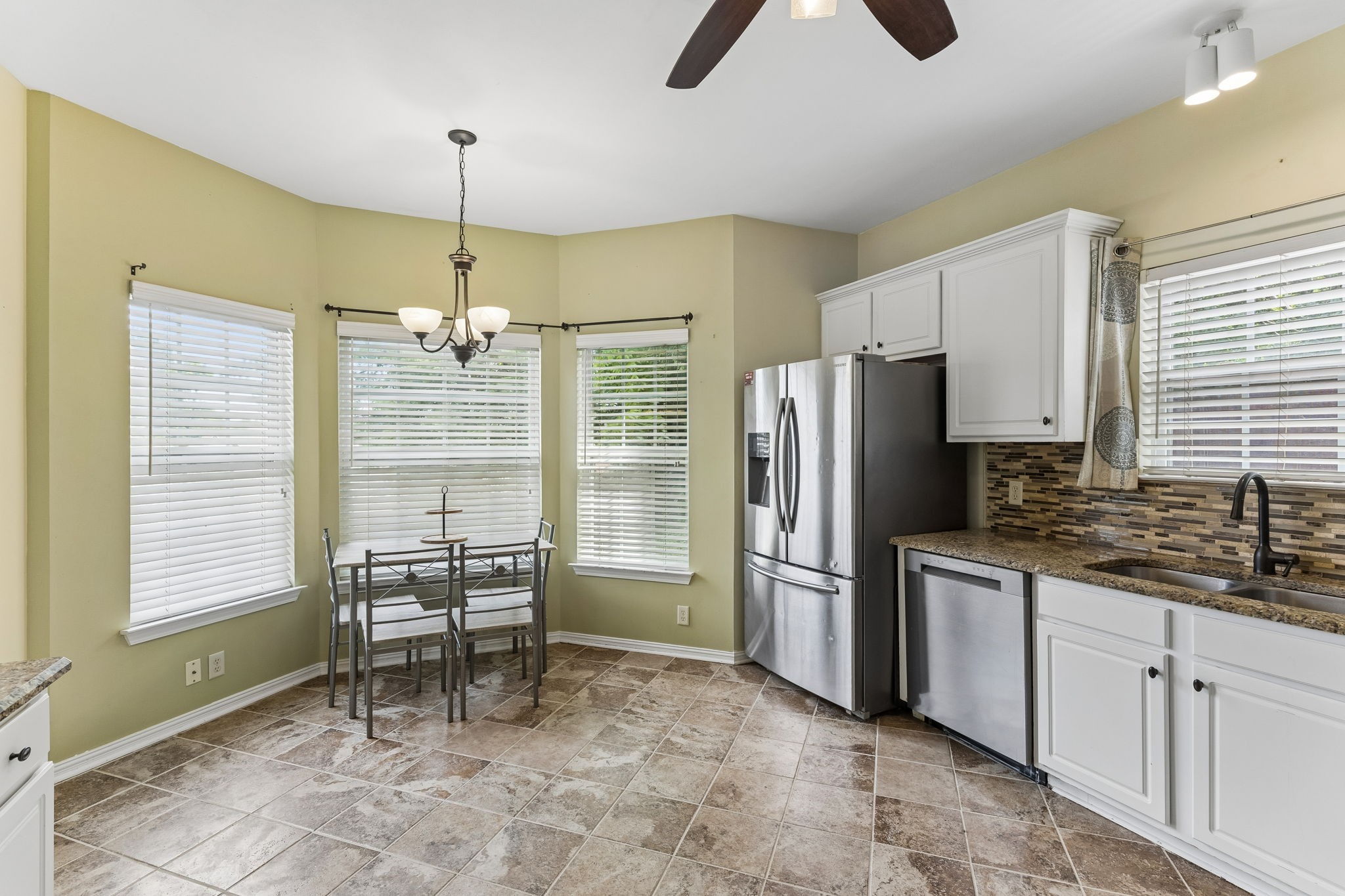 113 Autumn Oaks Ct