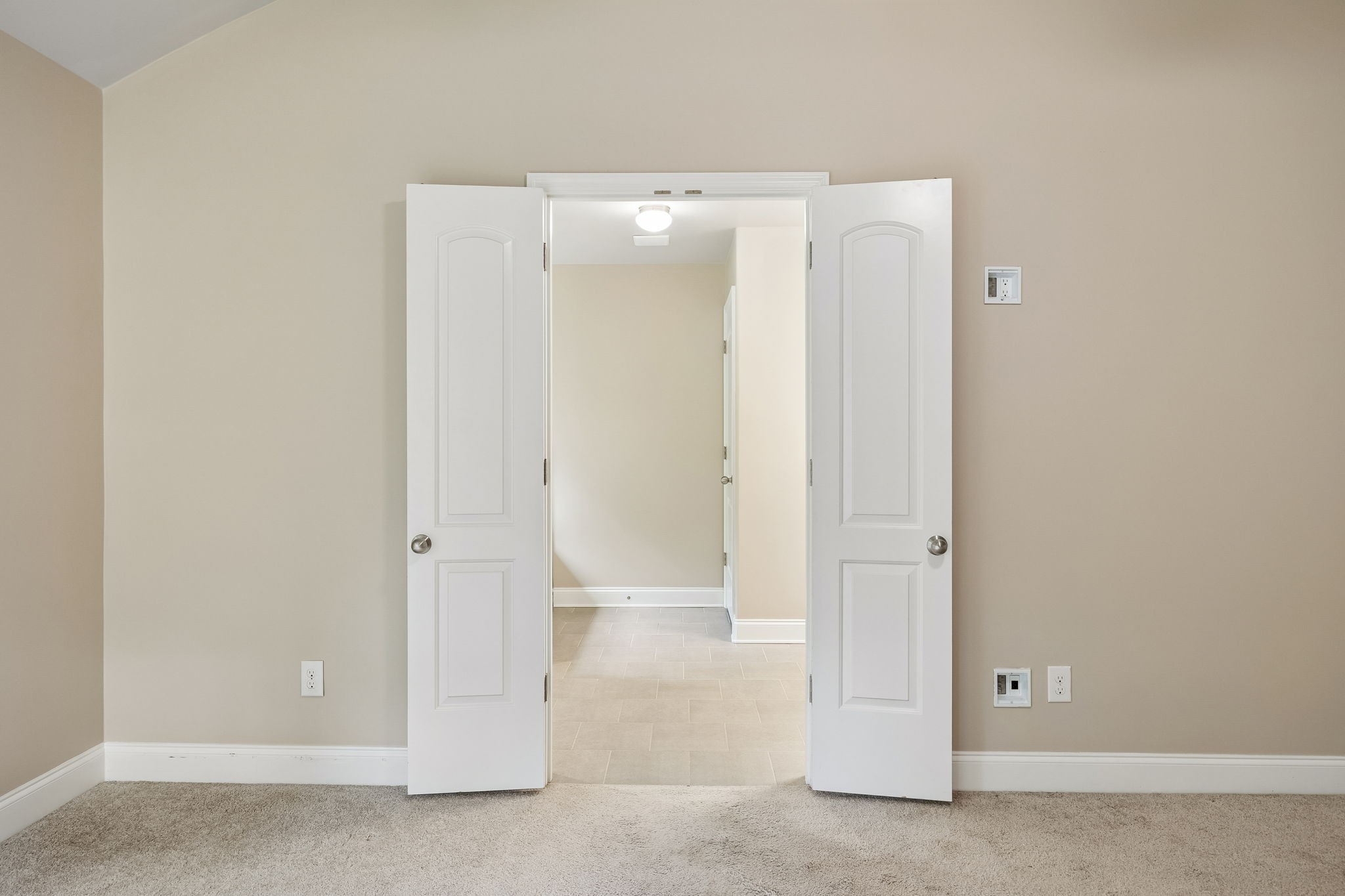1070 Daniel Ln