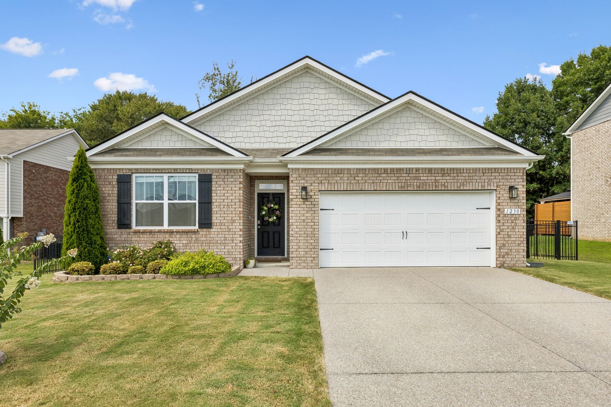 1230 Sylvan Park Dr