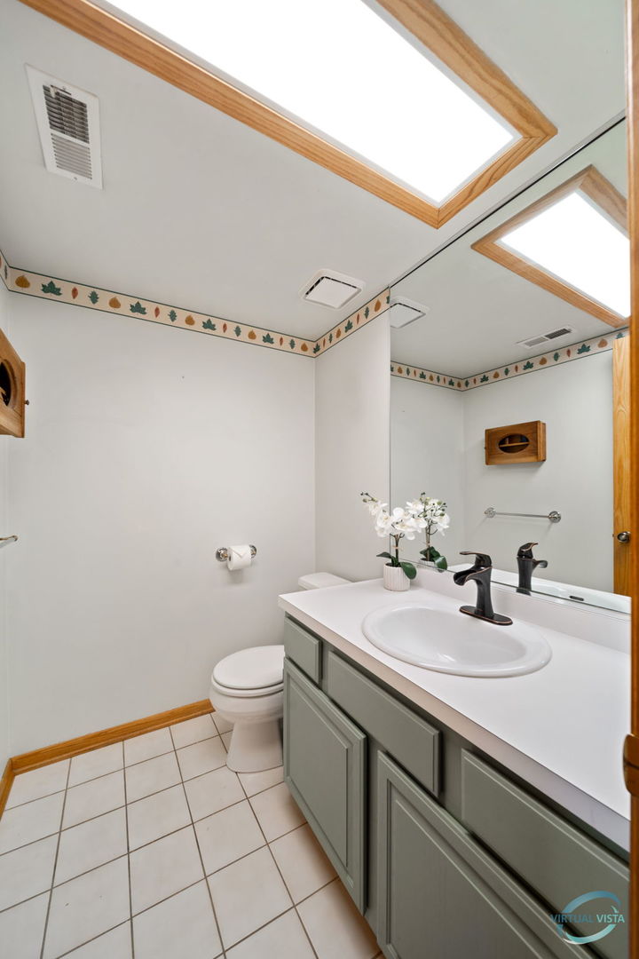 8316 Woodland Drive Unit: 5