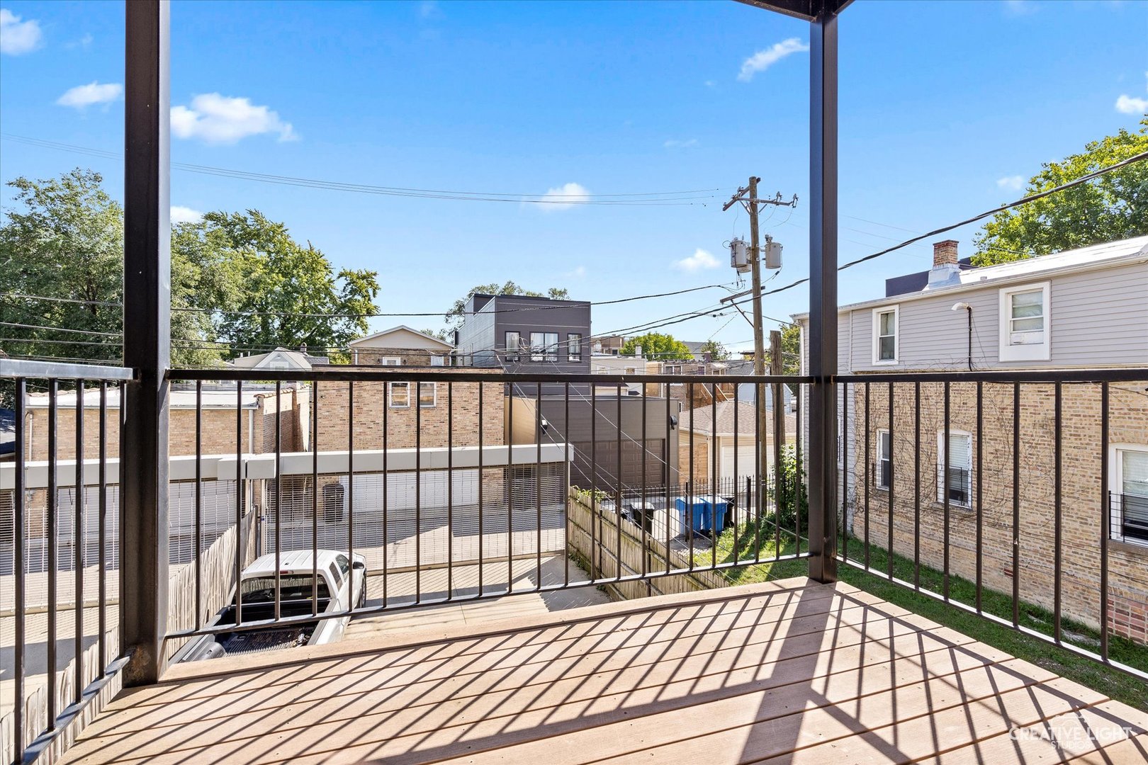 825 N California Avenue Unit: 2