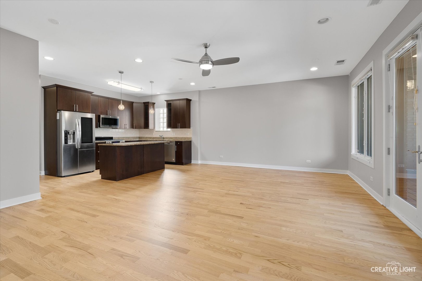 825 N California Avenue Unit: 2