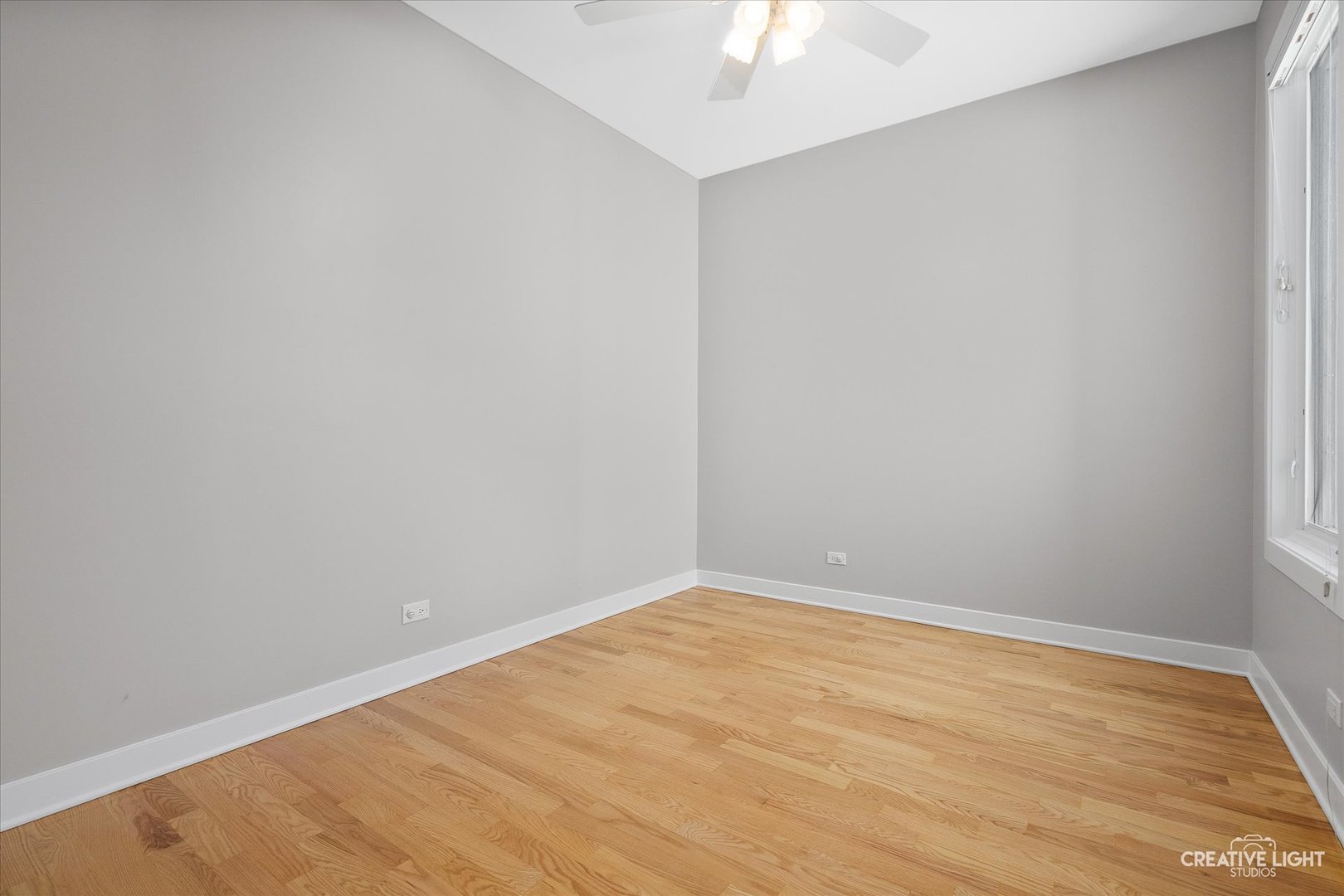 825 N California Avenue Unit: 2