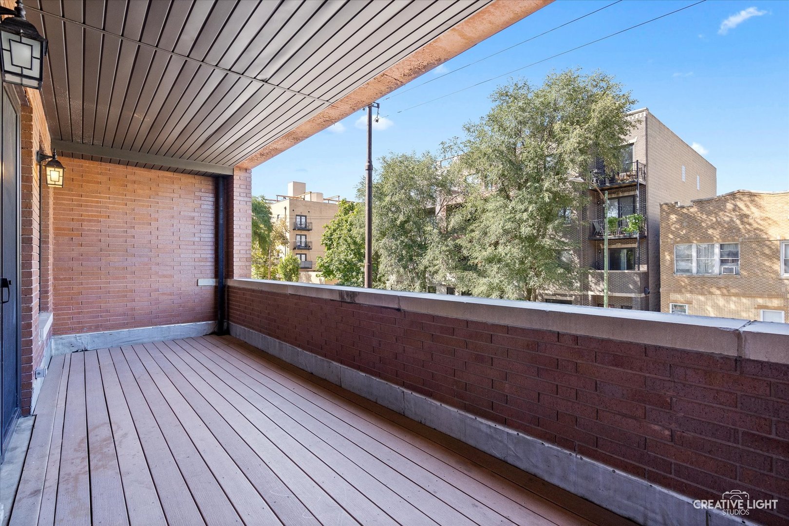 825 N California Avenue Unit: 2