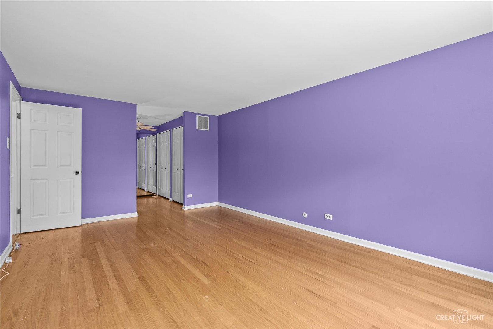 19W079 Avenue Barbizon