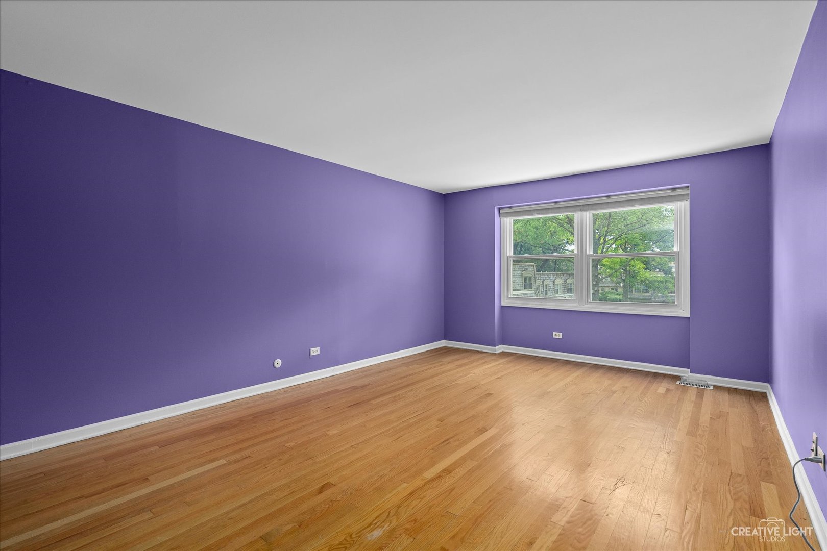 19W079 Avenue Barbizon