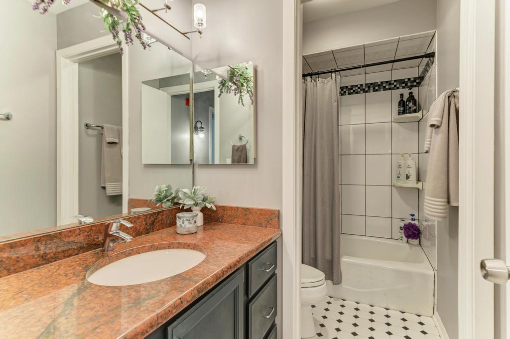 930 Rogers Street Unit: 304