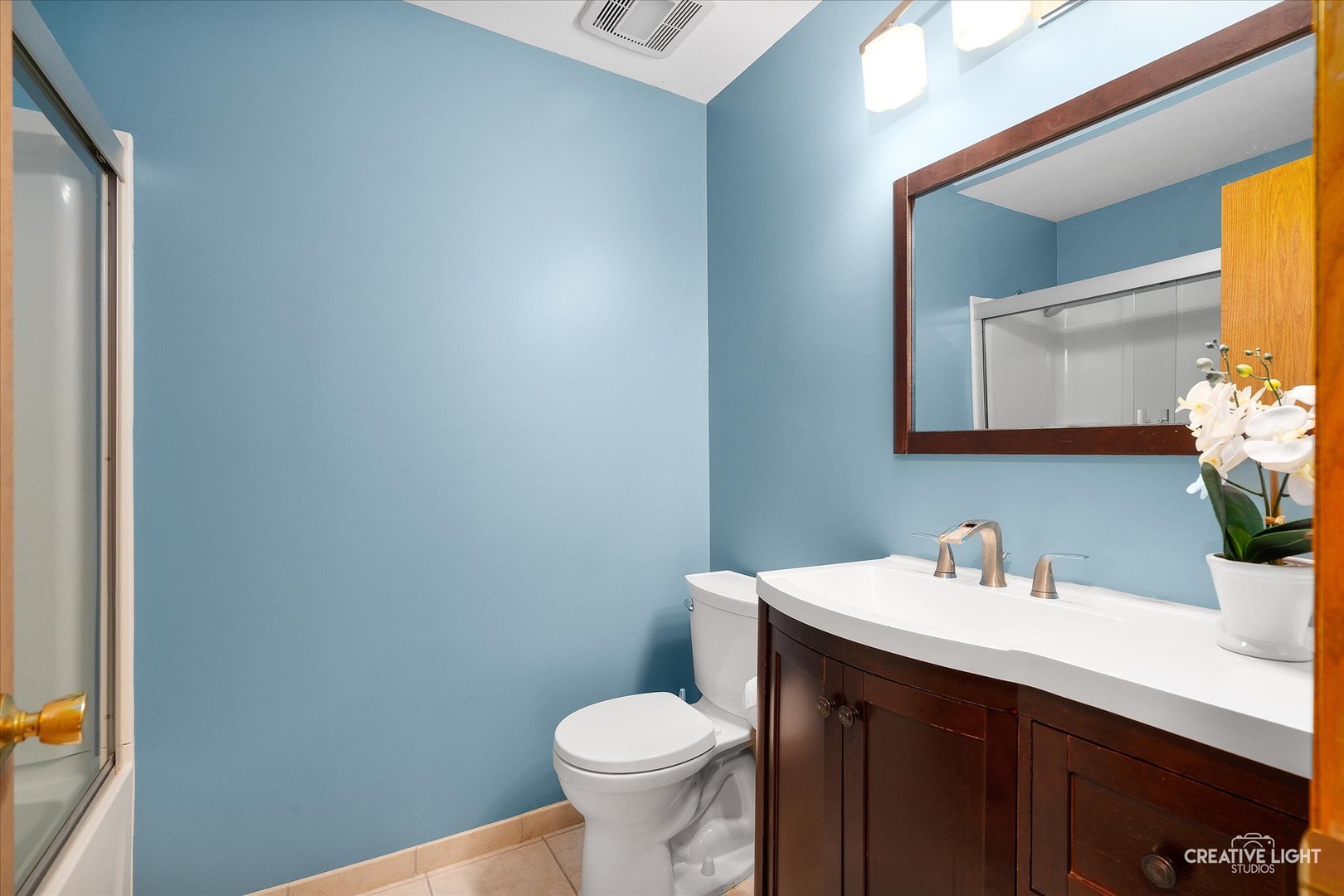 8232 Cromwell Avenue