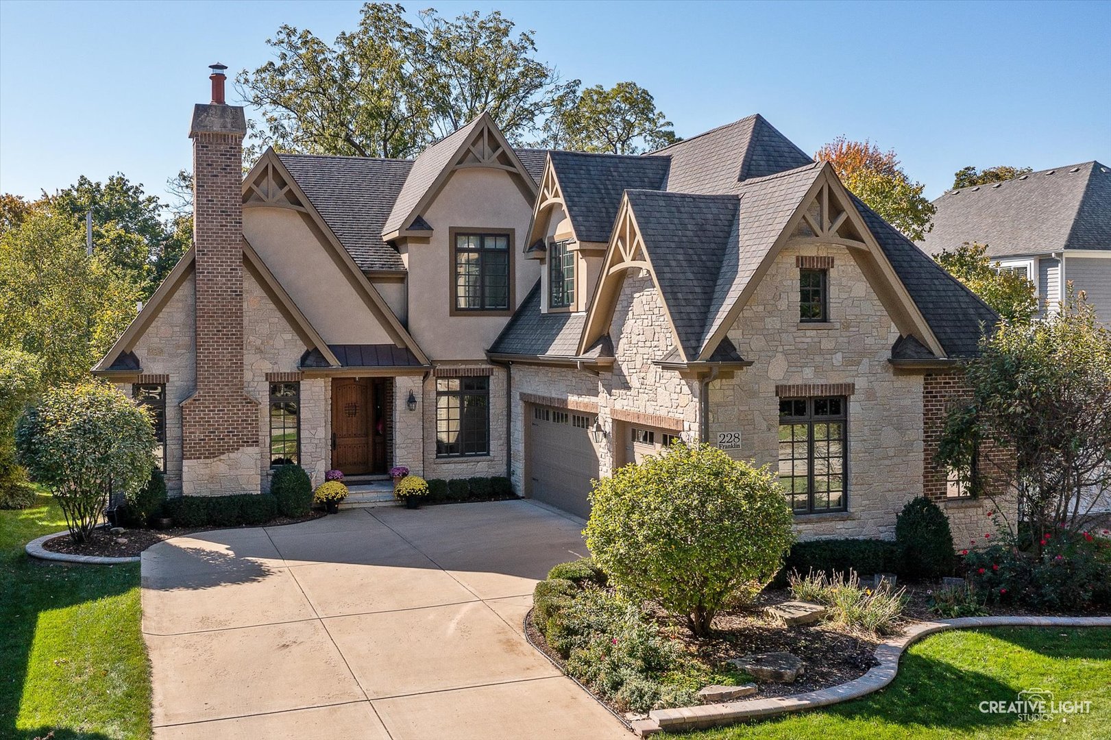 228 W Franklin Avenue