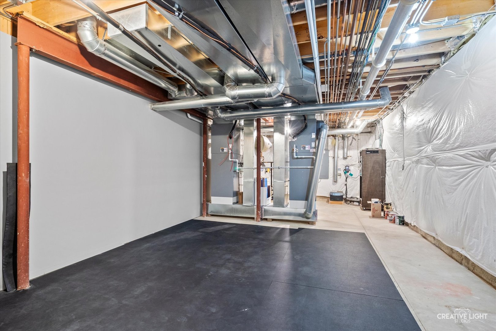 228 W Franklin Avenue