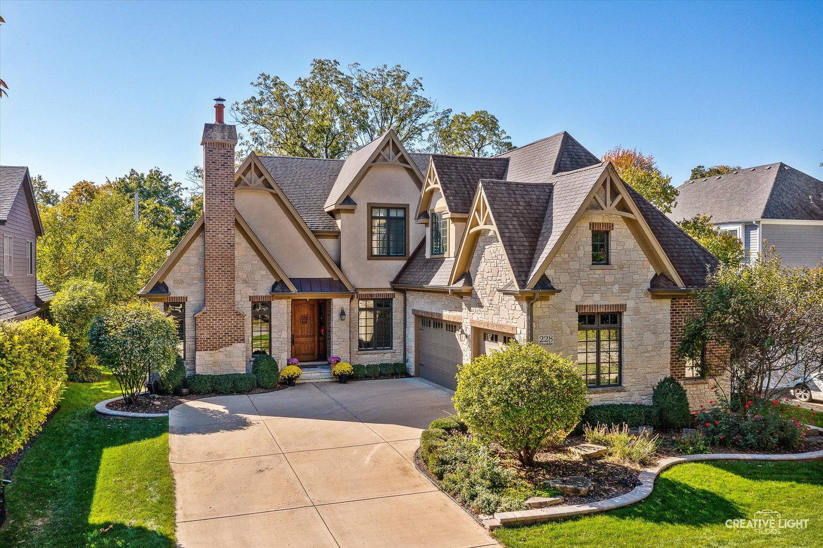 228 W Franklin Avenue