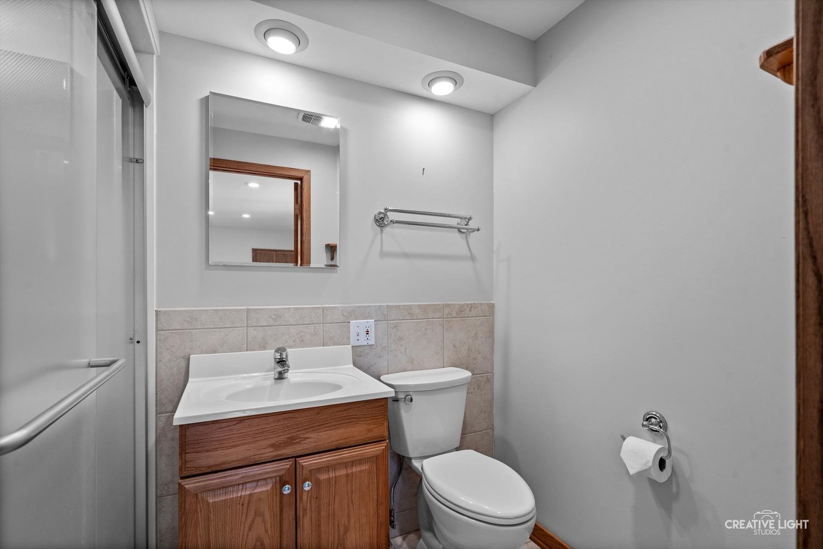 138 W Chicago Avenue