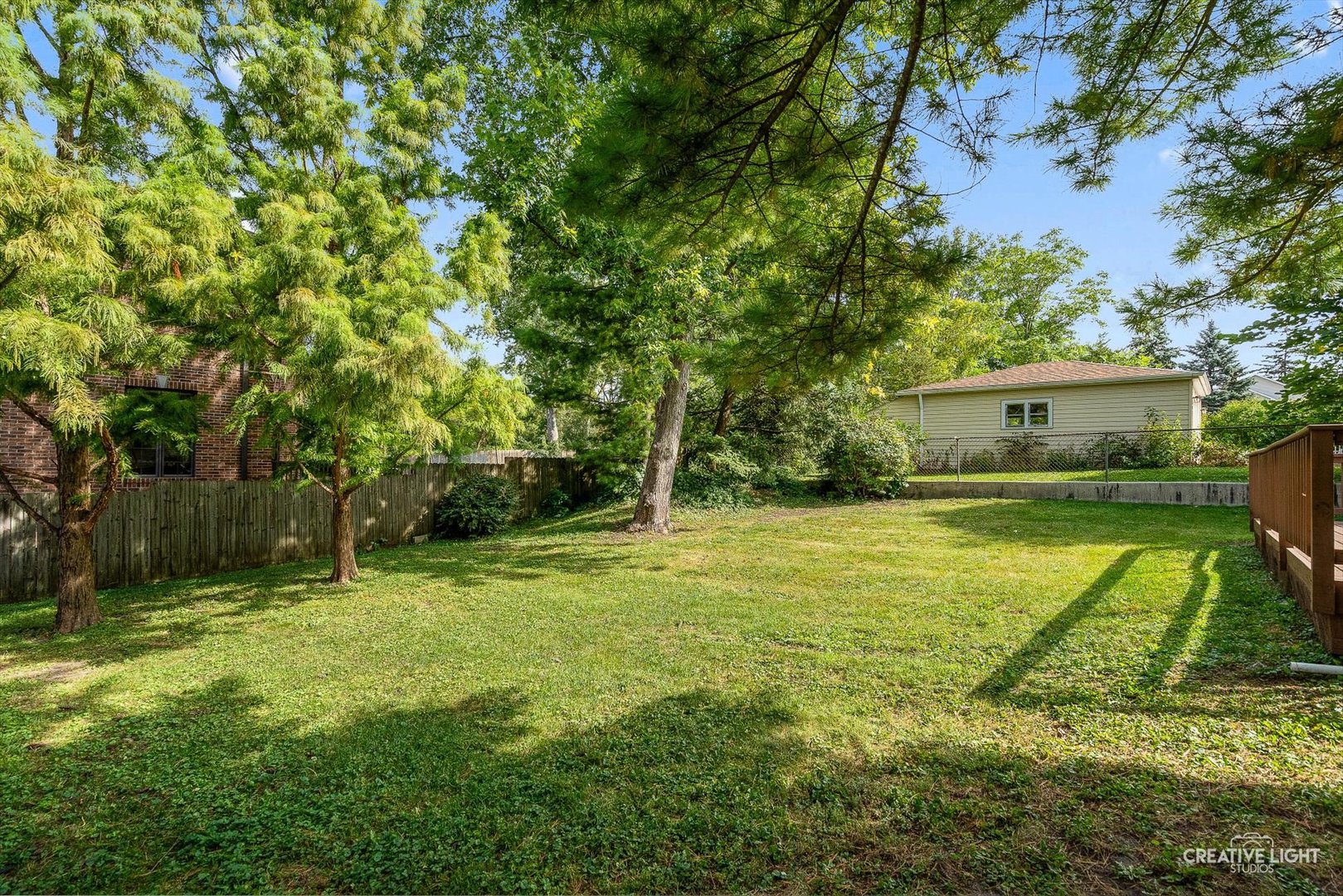 138 W Chicago Avenue