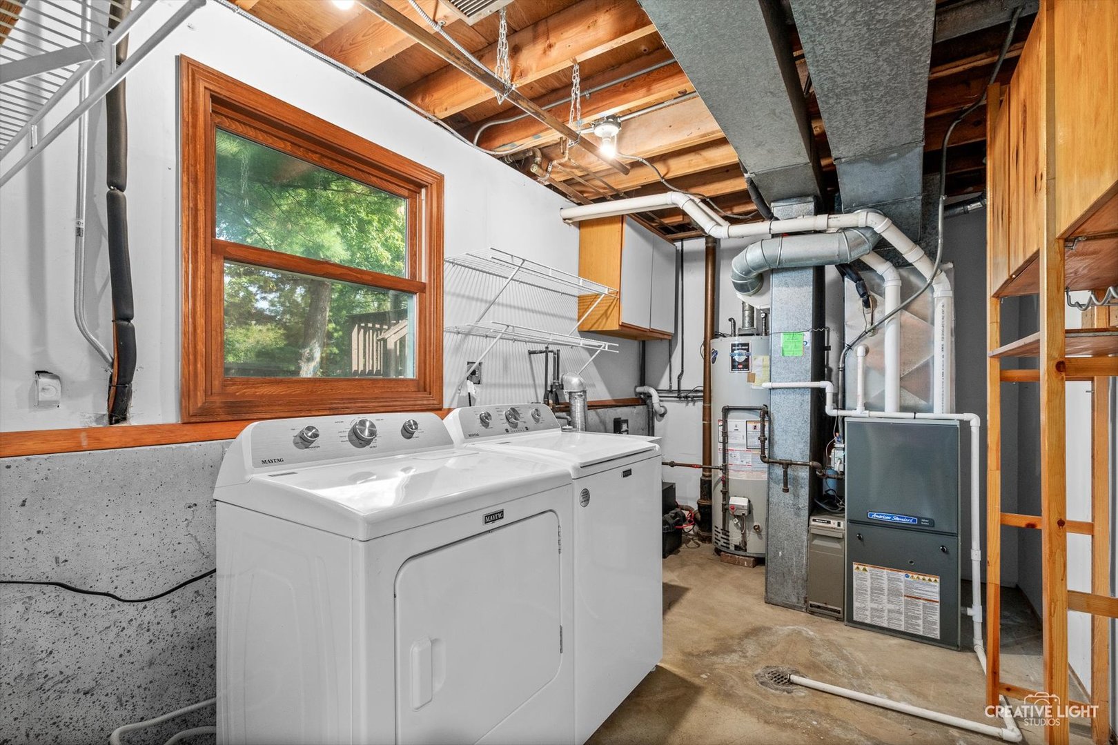 138 W Chicago Avenue