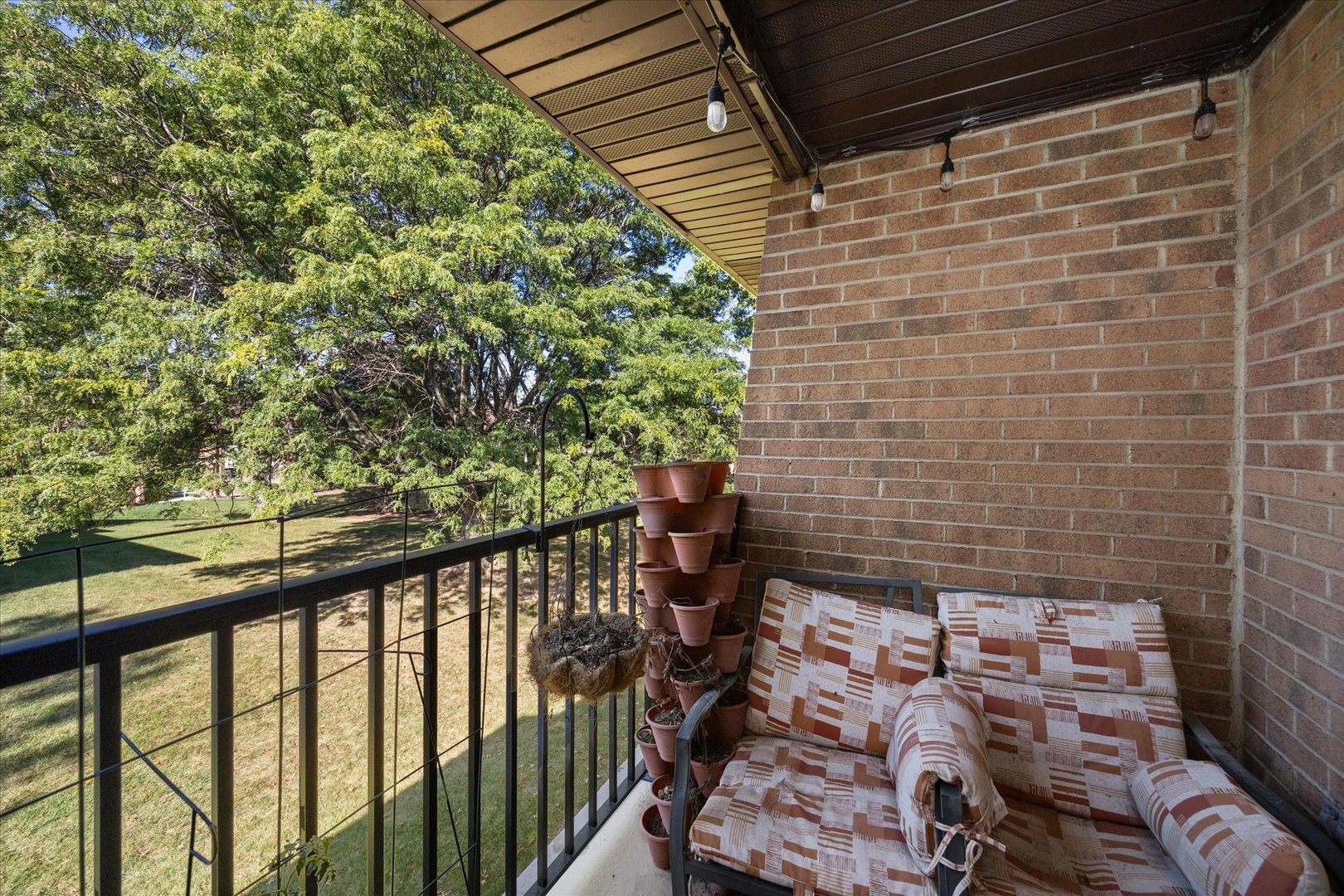 2220 Wharf Drive Unit: 1906