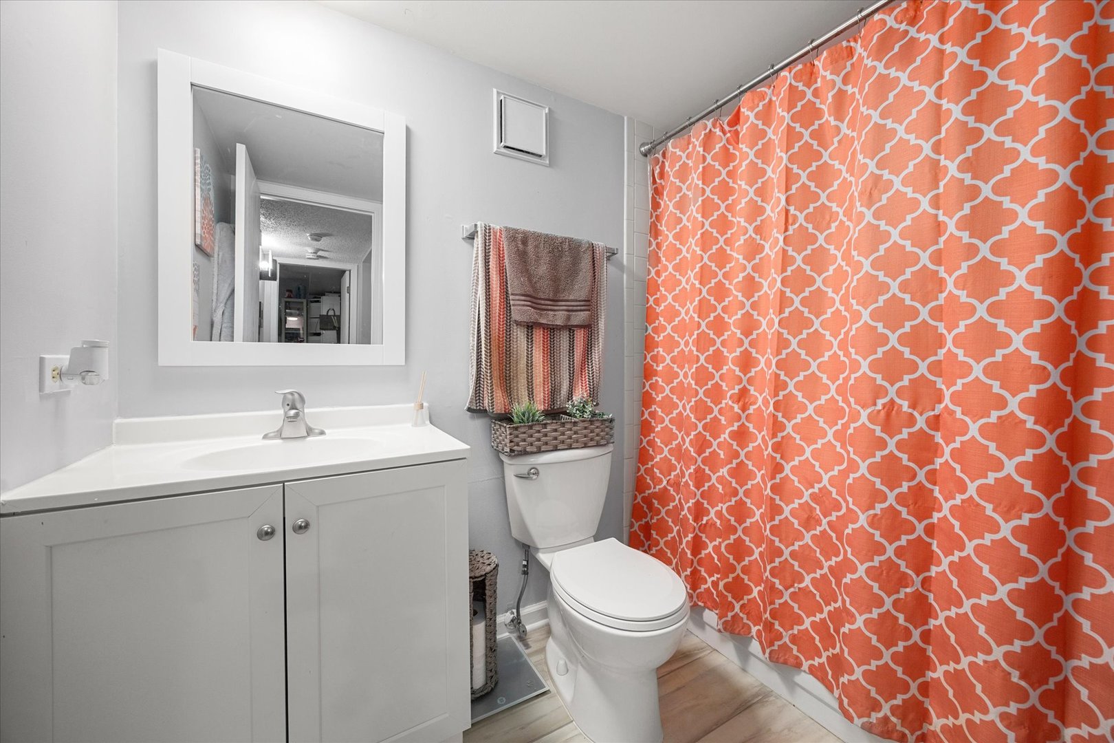 2220 Wharf Drive Unit: 1906