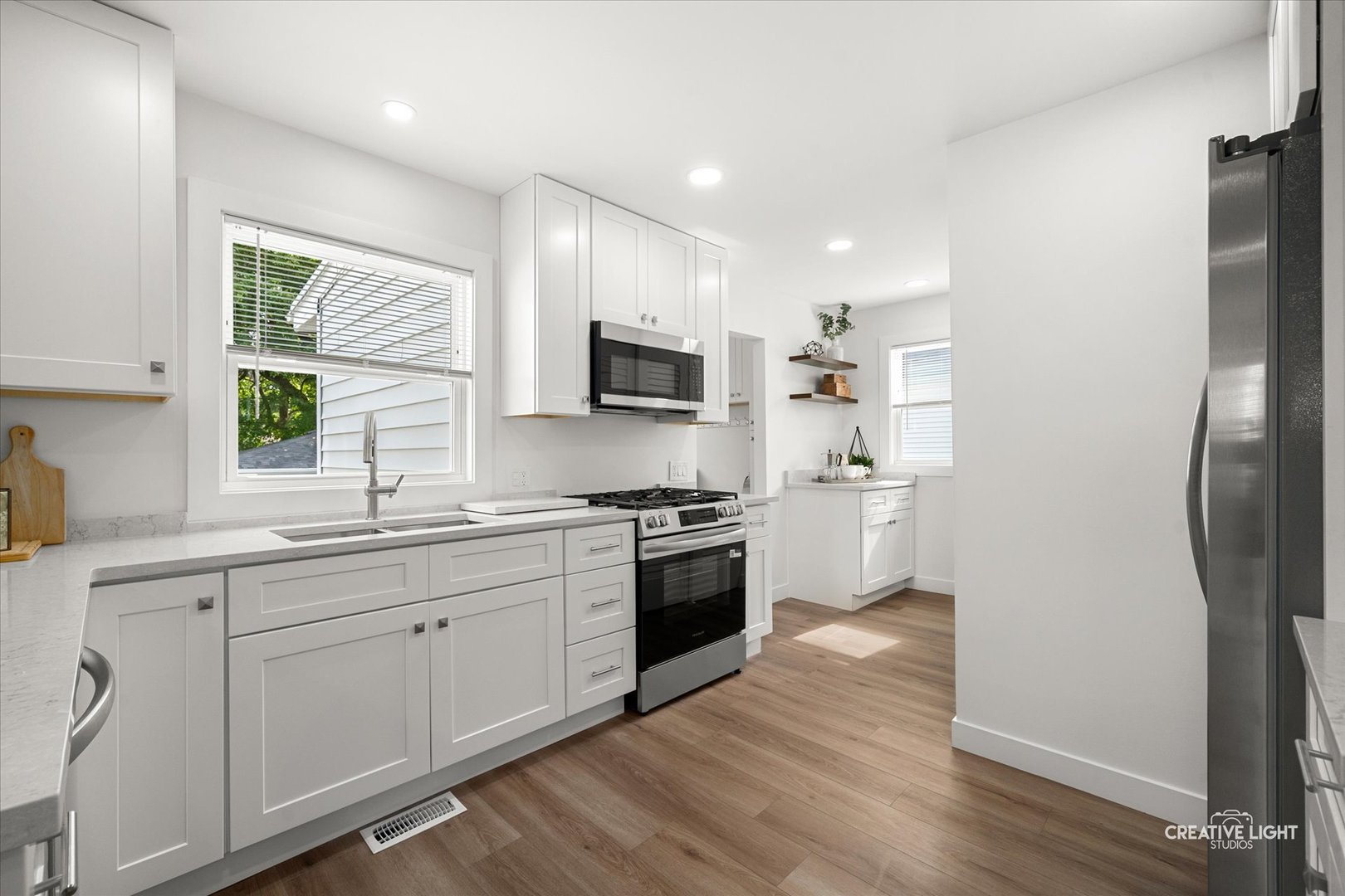 5505 Pershing Avenue