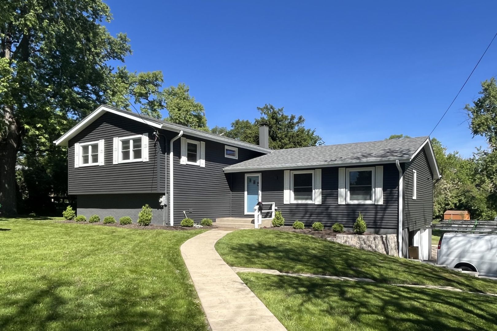 704 Plainfield Road