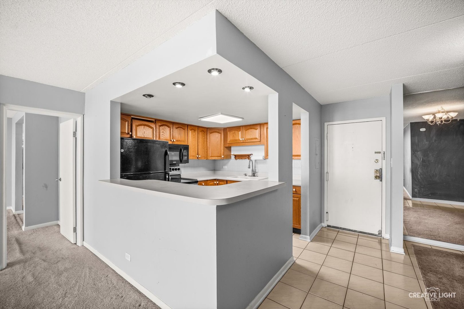 2015 S Finley Road Unit: 1104