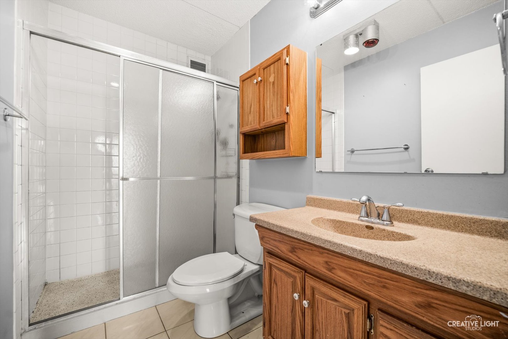 2015 S Finley Road Unit: 1104