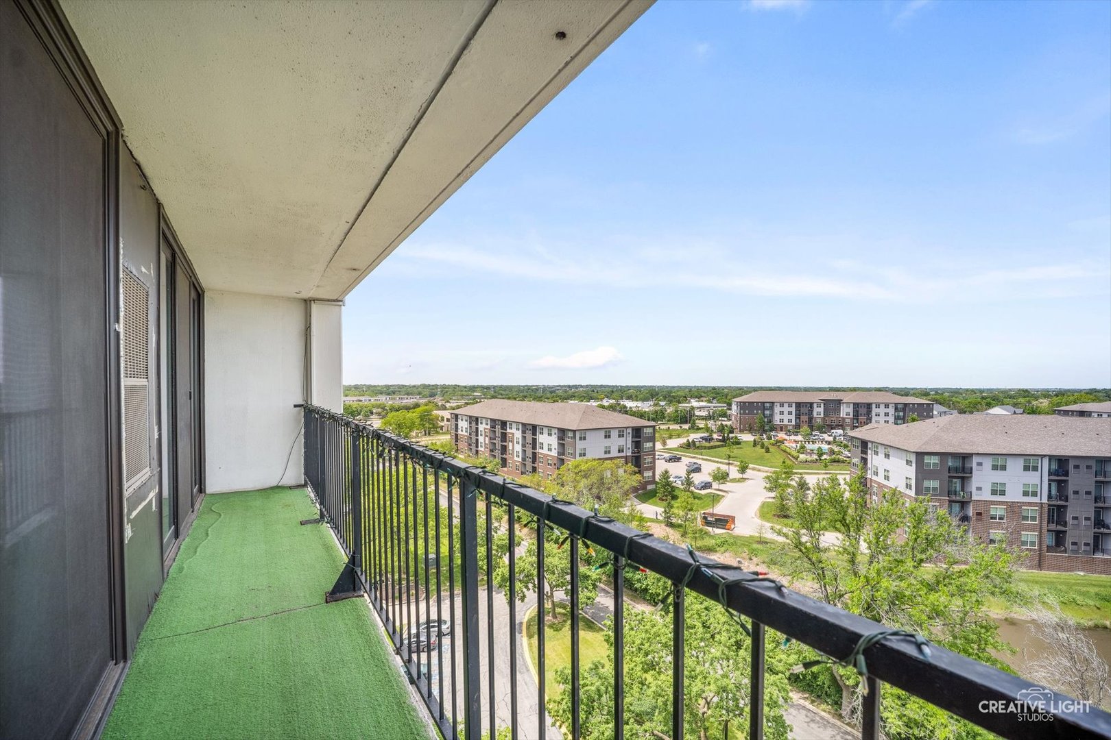 2015 S Finley Road Unit: 1104