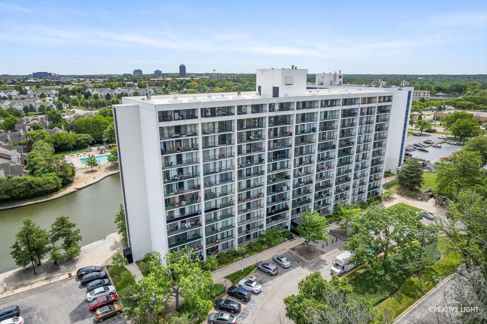 2015 S Finley Road Unit: 1104