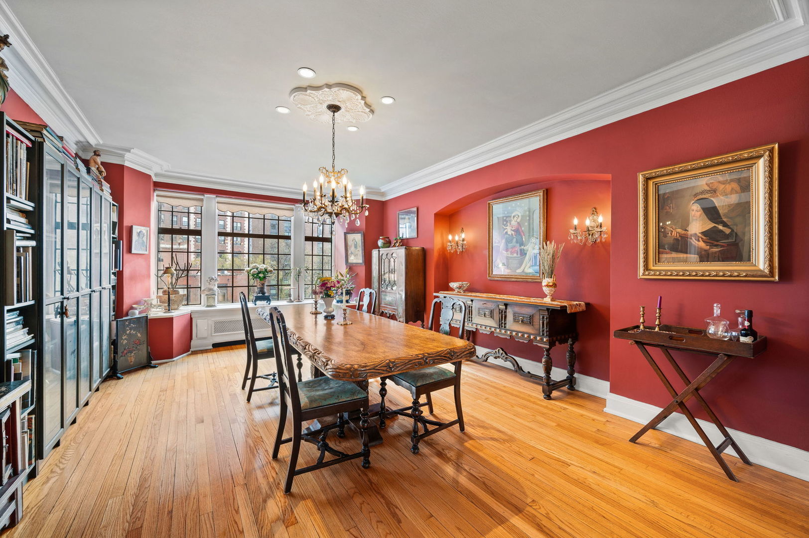 3800 N Lake Shore Drive Unit: 5E