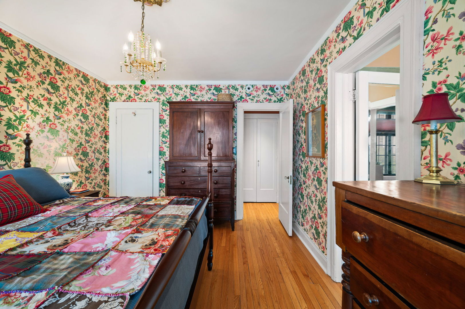 3800 N Lake Shore Drive Unit: 5E