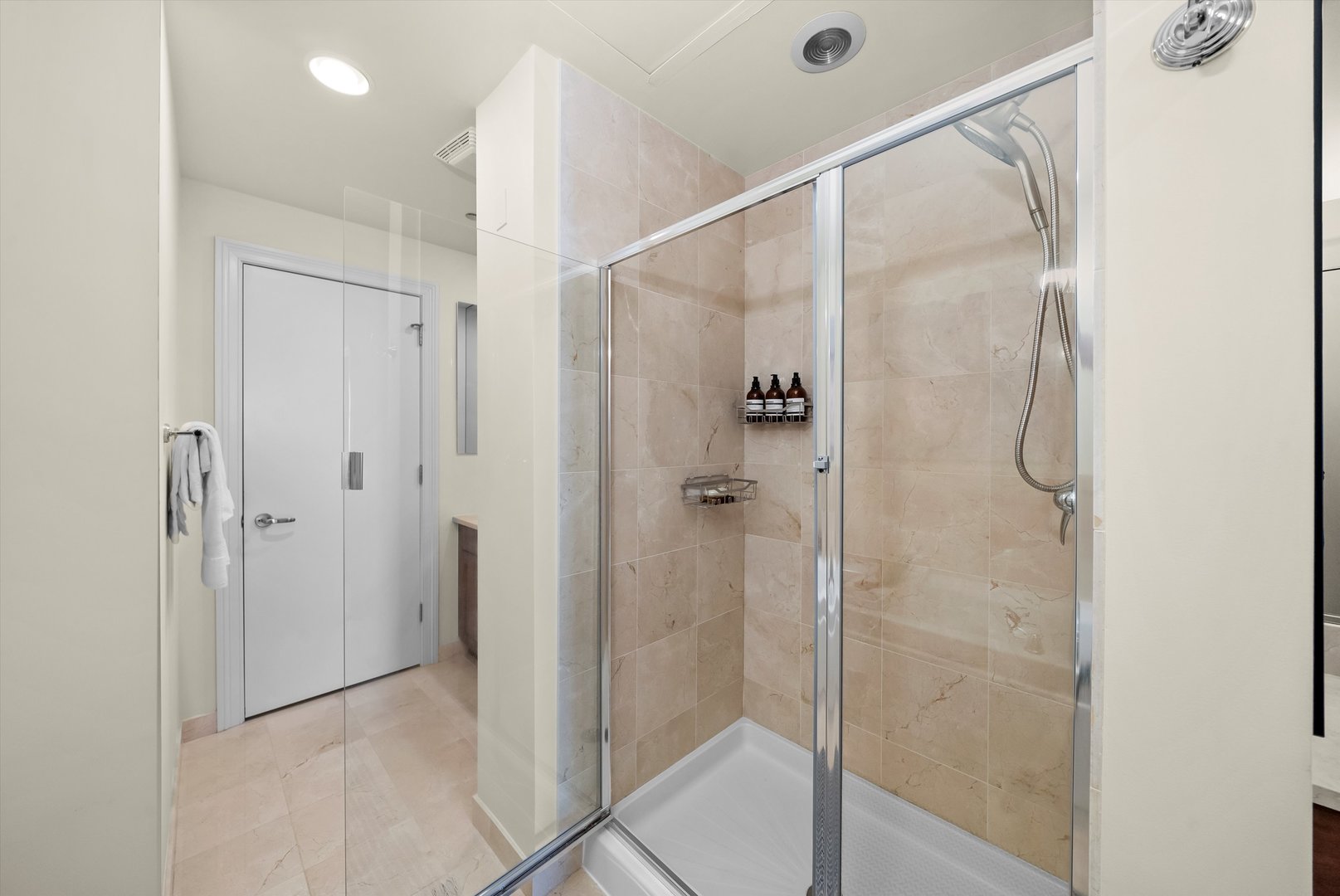 310 S Michigan Avenue Unit: 2101