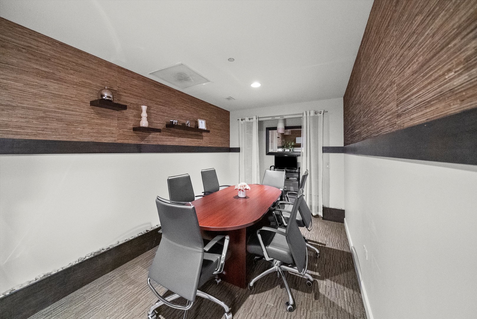 310 S Michigan Avenue Unit: 2101