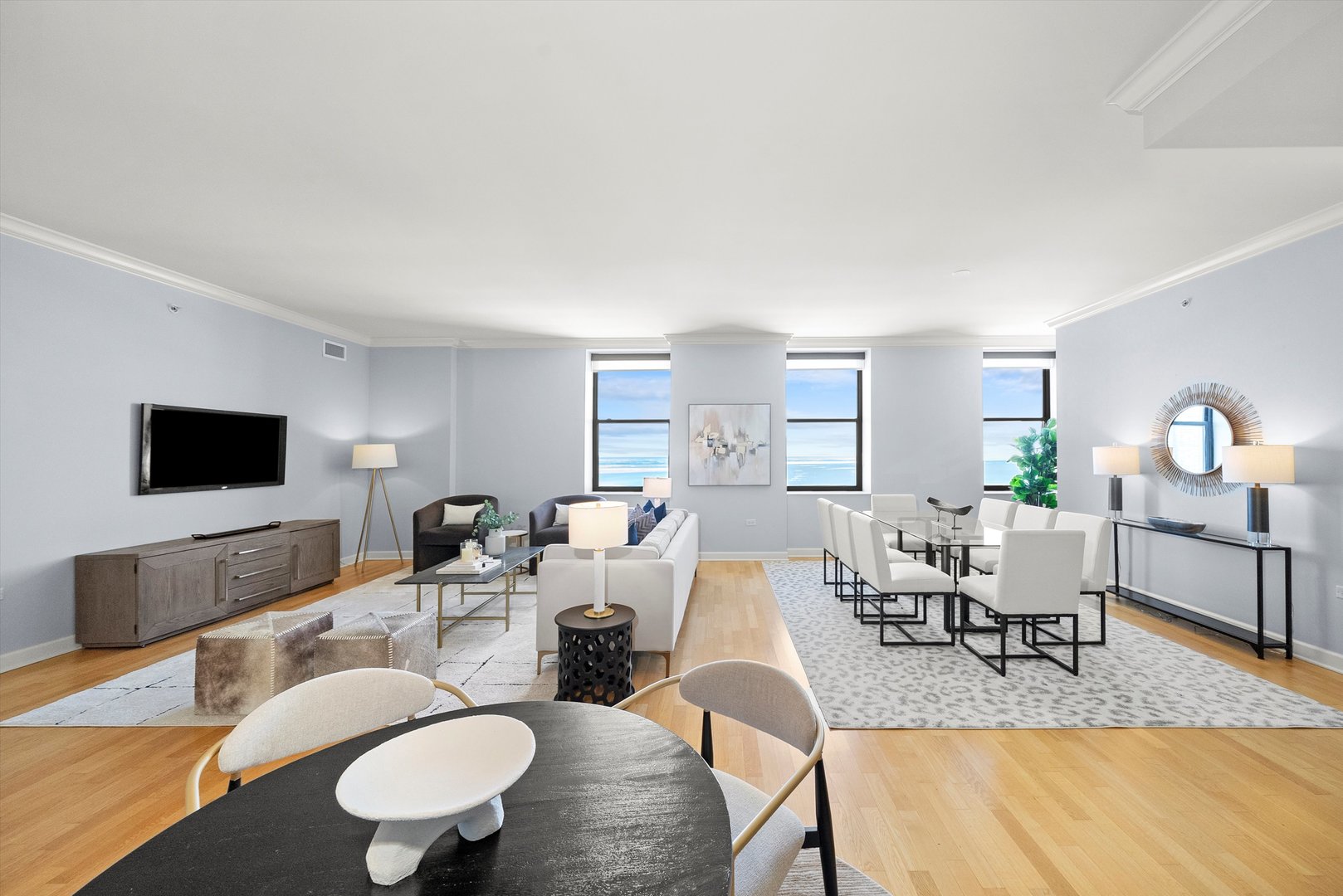 310 S Michigan Avenue Unit: 2101