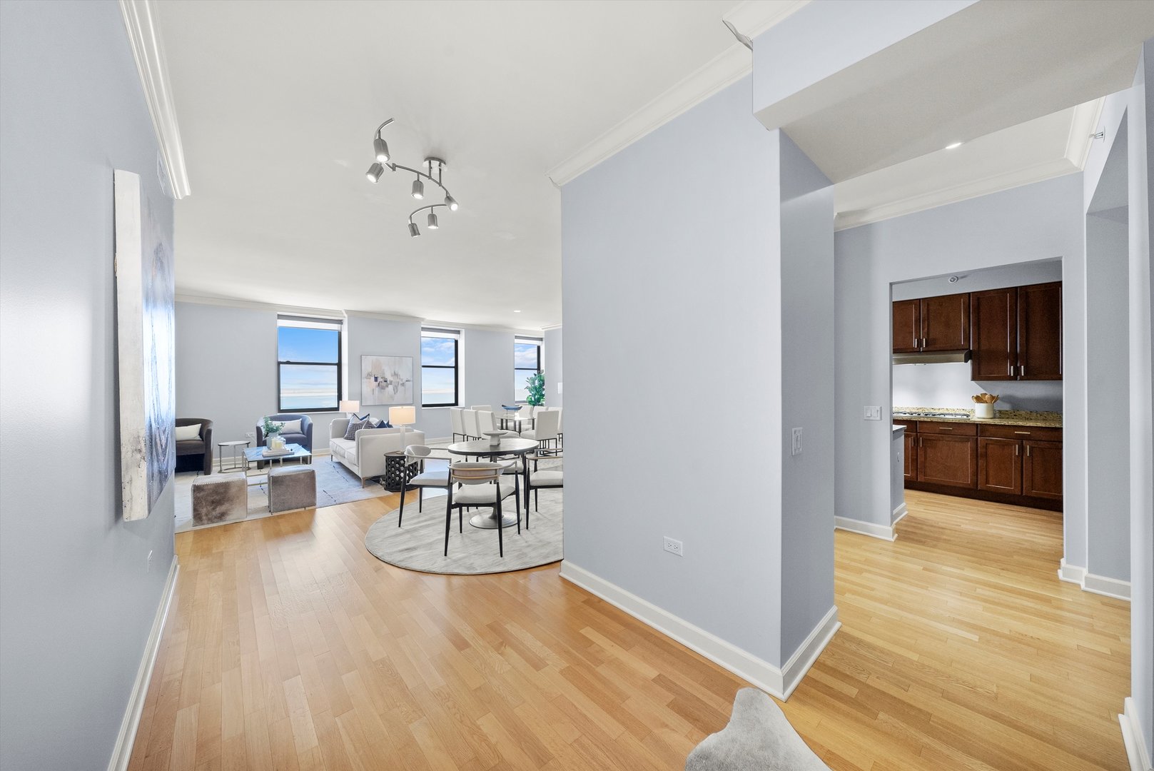 310 S Michigan Avenue Unit: 2101