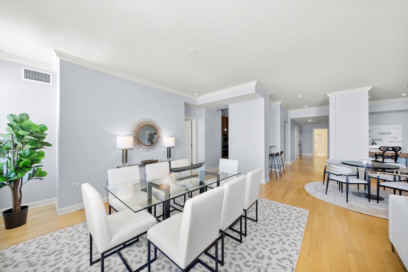 310 S Michigan Avenue Unit: 2101