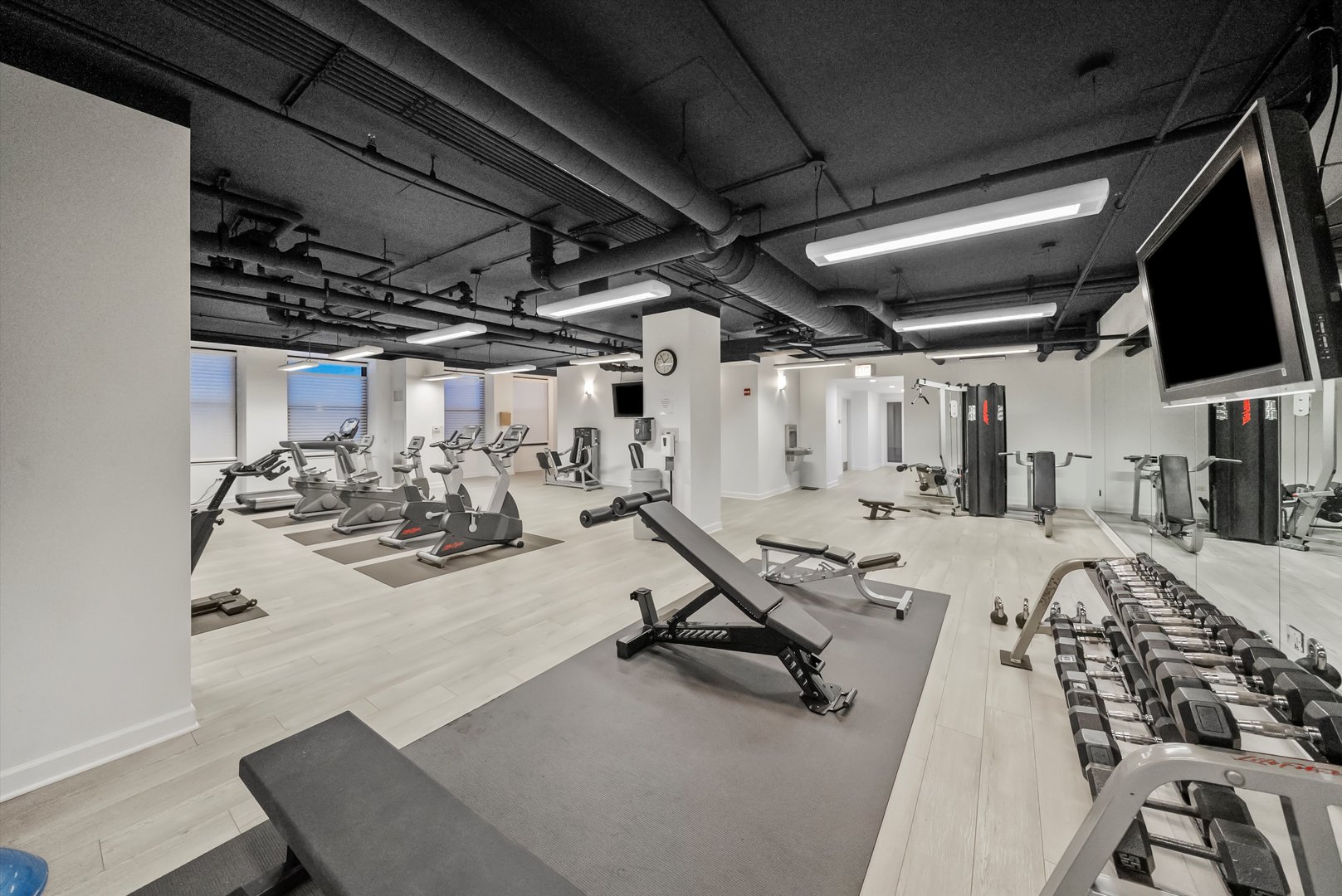 310 S Michigan Avenue Unit: 2101