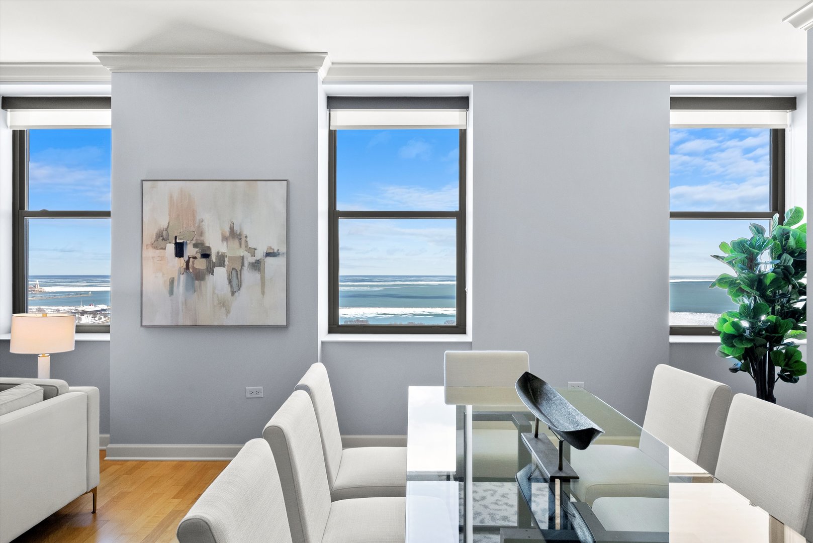 310 S Michigan Avenue Unit: 2101