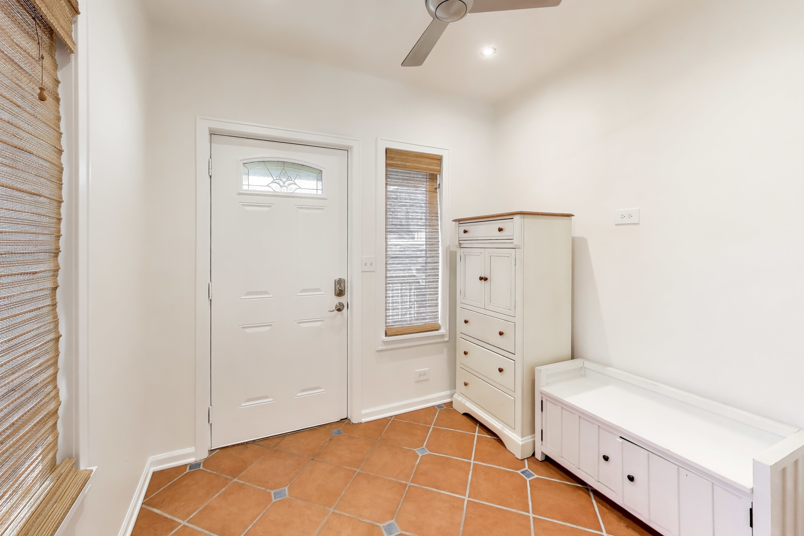 6224 N Rockwell Street