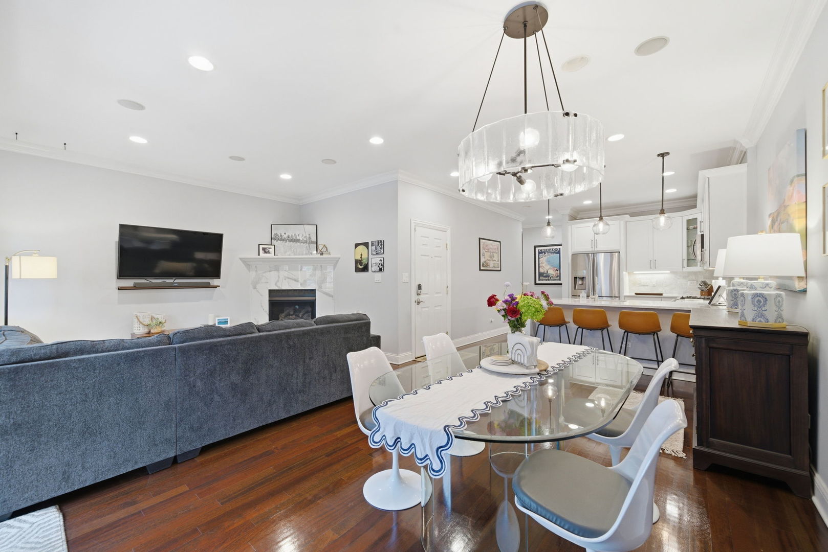 1443 W Belmont Avenue Unit: 1