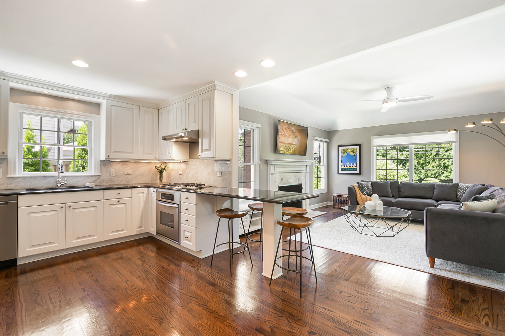 348 E Woodland Road
