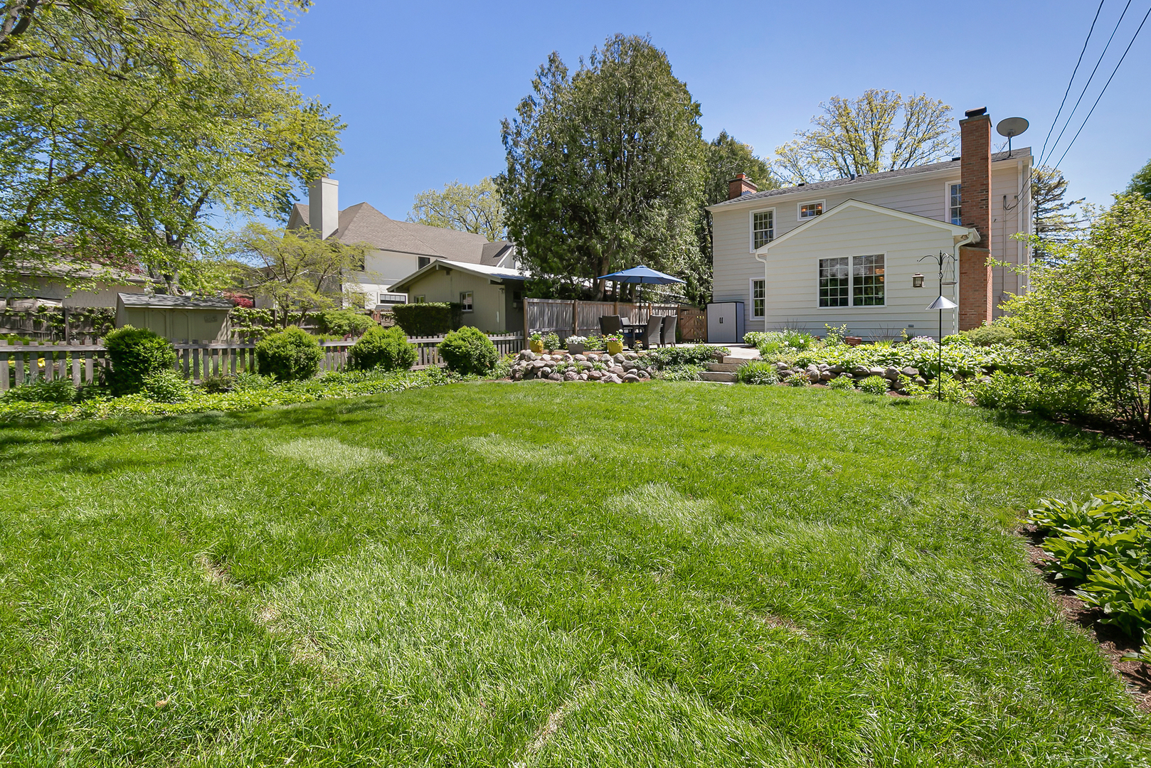 348 E Woodland Road