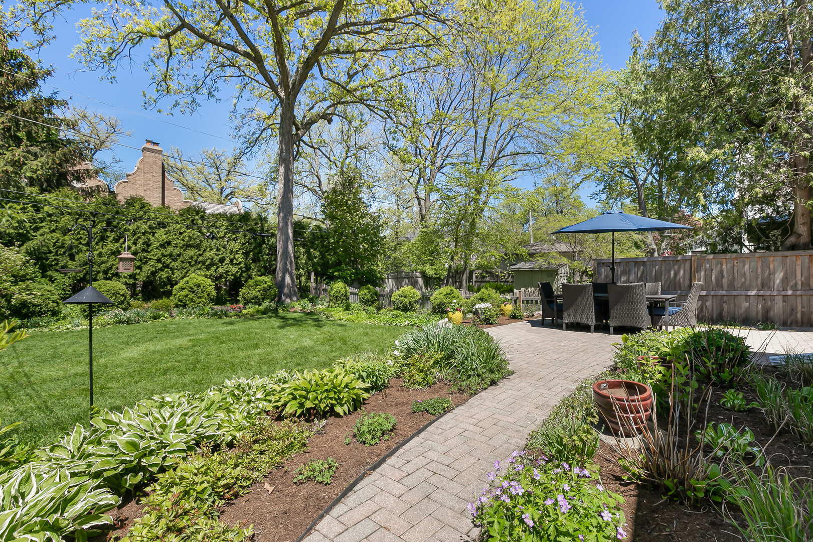 348 E Woodland Road