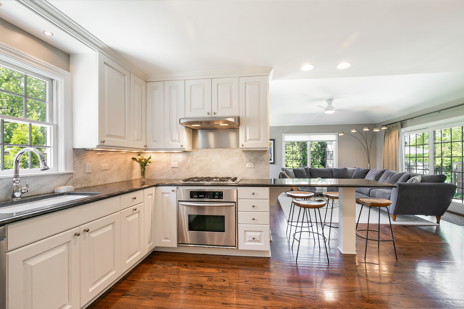 348 E Woodland Road