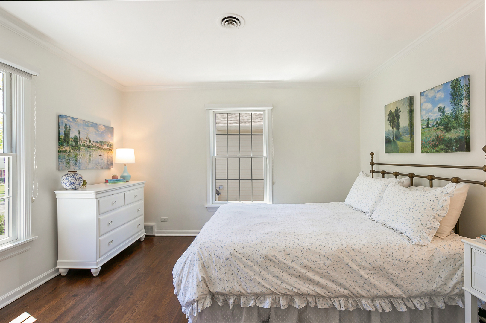 348 E Woodland Road